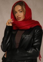 Bordowy Szalik Ozdobiony Frędzlami Esalirea. Czerwone szaliki i kominy damskie Renee, na jesień, bez wzorów. Za 44.99 zł.