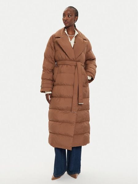 PINKO Kurtka zimowa Taccuino 103829 A0L5 Brązowy Regular Fit. Brązowe kurtki damskie Pinko, na zimę, l, bez wzorów, z syntetyku, bez kaptura. Za 1,849.00 zł.