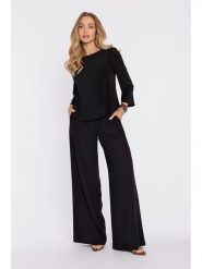 Made of emotion Spodnie w kolorze czarnym rozmiar: S. Czarne spodnie materiałowe damskie Made Of Emotion, bez wzorów, z materiału. Za 179.99 zł.