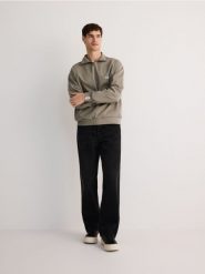 Bawełniana bluza ze stójką - jasnozielony. Zielone bluzy bez kaptura męskie Reserved, l, z bawełny. W wyprzedaży za 55.99 zł.