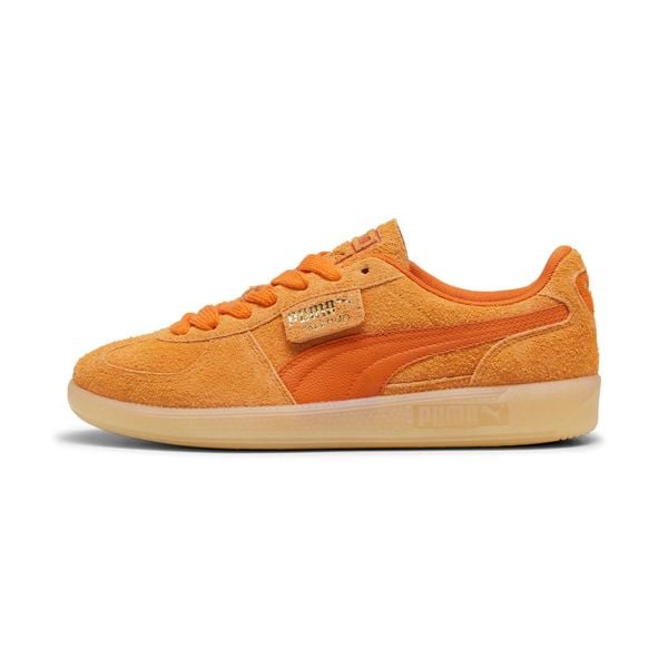 Buty damskie sportowe sneakersy Puma PALERMO HAIRY. Brązowe buty sportowe na co dzień damskie Puma, bez wzorów, z futra, do piłki nożnej. Za 304.00 zł.