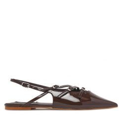 Sandały Steve Madden. Brązowe sandały damskie Steve Madden, bez wzorów, bez obcasa, na płaskiej podeszwie. Za 359.99 zł.