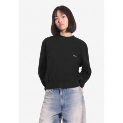 Bluza sportowa damska Prosto Ribbed bez kaptura. Czarne bluzy bez kaptura damskie Prosto., bez wzorów, bez ramiączek, bez kaptura. W wyprzedaży za 204.99 zł.