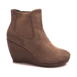 Ocieplane Botki Na Koturnie 90-P2F Khaki. Zielone botki damskie ButyModne, bez obcasa, na koturnie, bez zapięcia. Za 68.00 zł.