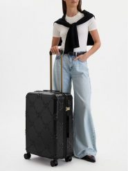 Nine West Walizka średnia CEO-NW-M-005-09 BLACK Czarny. Czarne walizki Nine West, bez wzorów, z tworzywa sztucznego, średnie. Za 359.99 zł.