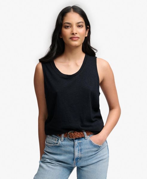 Superdry Koszulka na ramiączkach Dekolt w kształcie litery U Luźny krój –. Niebieskie topy sportowe damskie Superdry., na lato, bez wzorów, z bawełny, bez ramiączek. Za 107.80 zł.
