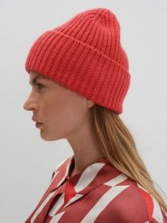 Someday Czapka w kolorze koralowym rozmiar: onesize. Czerwone czapki zimowe damskie Someday, z materiału. Za 83.42 zł.