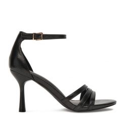 Sandały JENNY. Czarne sandały damskie Jenny, bez wzorów, bez obcasa, na szpilce. Za 139.99 zł.