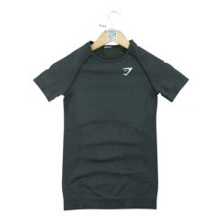 Second life - T-shirt męski do treningu Gymshark - Jak nowy. Czarne t-shirty męskie Gymshark, l, bez wzorów, z tkaniny, bez kołnierzyka. Za 85.16 zł.