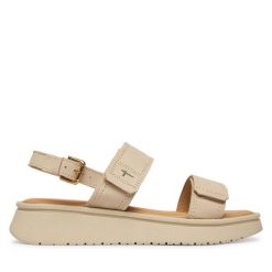 Sandały Tamaris. Białe sandały damskie Tamaris, bez wzorów, bez obcasa, na płaskiej podeszwie. Za 369.99 zł.