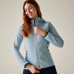 Bluza Polarowa Damska Z Kapturem Newhill. Niebieskie bluzy z kapturem damskie Regatta, na zimę, xl, z dzianiny. Za 215.99 zł.