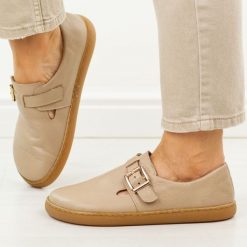 Barefoot cappuccino skórzane Polskie półbuty damskie Deoni D689. Półbuty damskie Deoni, bez wzorów, z jeansu, casualowe, bez obcasa, na płaskiej podeszwie. Za 429.00 zł.