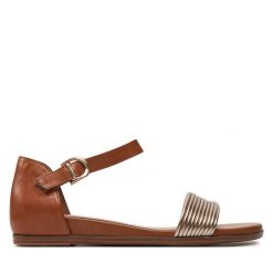 Sandały Tamaris. Brązowe sandały damskie Tamaris, bez wzorów, bez obcasa, na płaskiej podeszwie. Za 249.99 zł.