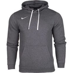 Bluza sportowa męska Nike Team Club 20 Hoodie. Zielone bluzy bez kaptura męskie Nike, bez wzorów, sportowe, bez kołnierzyka, bez ramiączek. Za 159.00 zł.