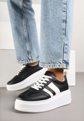 Czarne Sneakersy Typu Kultowe Tenisówki na Platformie Redoreve. Czarne trampki i tenisówki damskie Renee, bez wzorów, z jeansu. Za 74.99 zł.