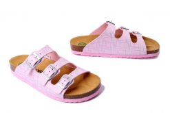 DR. BRINKMANN 700705-42 rosa, klapki damskie. Czerwone klapki damskie Dr. Brinkmann, bez wzorów, bez obcasa. Za 147.92 zł.