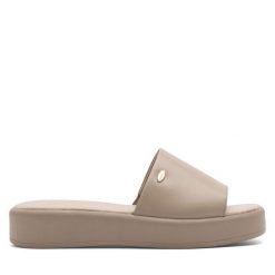 Klapki Lasocki. Brązowe klapki damskie Lasocki, bez wzorów, bez obcasa. Za 159.99 zł.