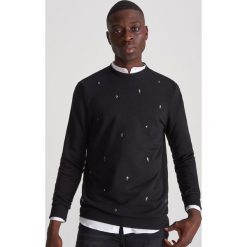 Bluza z dekoracyjnymi nitami - Czarny. Czarne bluzy bez kaptura męskie Reserved, l. Za 119.99 zł.