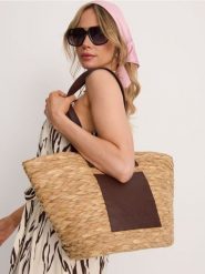 Duża pleciona torba na ramię - beżowy. Brązowe torebki klasyczne damskie Sinsay, bez wzorów, duże, bez dodatków. Za 79.99 zł.