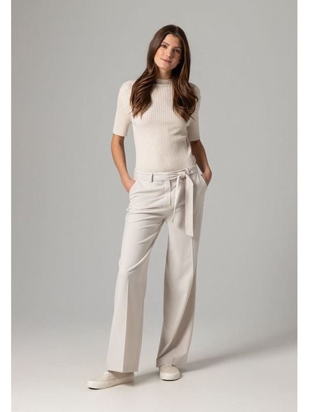 More & More Spodnie w kolorze kremowym rozmiar: 46. Brązowe spodnie materiałowe damskie MORE & MORE, bez wzorów, z materiału. Za 113.36 zł.