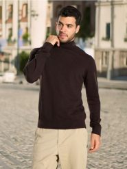 Sweter z golfem - brązowy. Brązowe swetry męskie Sinsay, l, bez wzorów, bez kołnierzyka. Za 49.99 zł.