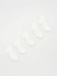 Skarpetki 5-pack - biały. Białe skarpetki damskie Reserved, bez wzorów. Za 49.99 zł.