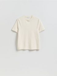 Gładki t-shirt - kremowy. Białe t-shirty damskie Reserved, l, bez wzorów, z dzianiny, bez kołnierzyka. Za 79.99 zł.