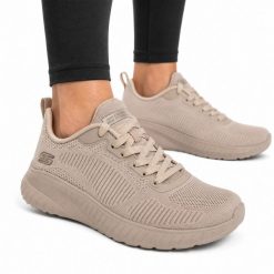 Buty damskie sportowe Skechers BOBS SQUAD CHAOS FACE OFF. Brązowe buty sportowe na co dzień damskie Skechers, bez wzorów, z materiału, trekkingowe. Za 229.00 zł.