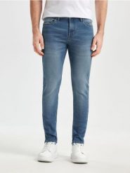 Jeansy skinny - niebieski. Niebieskie jeansy męskie Sinsay. W wyprzedaży za 22.99 zł.