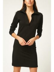 Milan Kiss Sukienka w kolorze czarnym rozmiar: M. Czarne sukienki damskie Milan Kiss, na co dzień, m, bez wzorów, z bawełny, bez kołnierzyka, bez ramiączek, mini, proste. Za 130.99 zł.