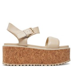 Sandały Lasocki. Brązowe sandały damskie Lasocki, bez wzorów, bez obcasa, na koturnie. Za 269.99 zł.