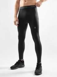 Siroko Legginsy trekkingowe "Pioneer" w kolorze czarnym rozmiar: M. Czarne spodnie sportowe męskie SIROKO, z materiału. Za 110.04 zł.