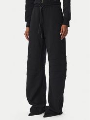 Just Cavalli Spodnie dresowe 81PAAE22 CF102 Czarny Regular Fit. Czarne spodnie dresowe damskie Just Cavalli, s, bez wzorów, z dresówki. Za 1,309.00 zł.