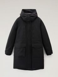 Woolrich Parka puchowa "Cayuta" w kolorze czarnym rozmiar: M. Czarne parki damskie Woolrich, m, bez wzorów, z puchu. Za 2,619.86 zł.