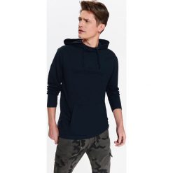 BLUZA MĘSKA NIEROZPINANA TYPU KANGURKA Z TAŚMAMI. Bluzy z kapturem męskie TOP SECRET, na lato, l, z dzianiny. W wyprzedaży za 39.99 zł.