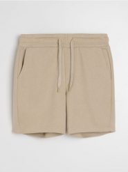 Szorty slim fit - zielony. Zielone szorty męskie Sinsay, bez kołnierzyka. Za 39.99 zł.