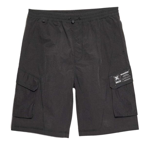 Spodnie Munich Model Bermuda Trek Kolor Czarny. Czarne szorty męskie munich, bez wzorów, z tkaniny. Za 227.50 zł.