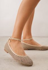 Ciemnobeżowe Siateczkowe Balerinki z Wkładką ze Skóry Naturalnej Ozdobione Aplikacją Adriarissa. Brązowe baleriny damskie Born2be, z aplikacjami, ze skóry, bez obcasa. Za 69.99 zł.