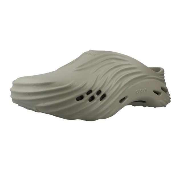 Sandały CROCS 210521C Szary. Szare sandały męskie Crocs, z gumy, bez zapięcia. Za 314.99 zł.