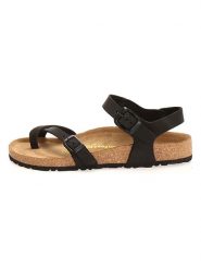 Comfortfusse Skórzane sandały w kolorze czarnym rozmiar: 35. Czarne sandały damskie Comfortfusse, bez wzorów, bez obcasa. Za 188.85 zł.