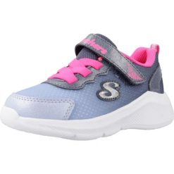 Buty SKECHERS SWIFTERS - CUTI Niebieski. Niebieskie obuwie treningowe damskie Skechers, na fitness i siłownię. Za 129.99 zł.