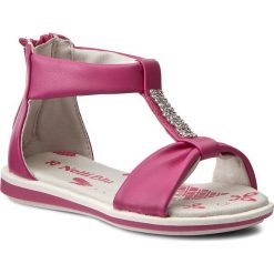 Sandały NELLI BLU C17SS255-1. Czerwone sandały dziewczęce Nelli Blu, ze skóry ekologicznej, bez zapięcia. Za 59.99 zł.