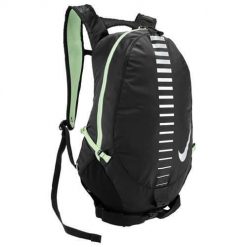 Plecak biegowy męski Nike Run Commuter. Czarne plecaki męskie Nike, bez wzorów, z materiału. Za 290.55 zł.