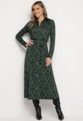 Zielona Koszulowa Sukienka z Wiskozą w Ornamentalny Wzór z Wiązanym Paskiem Evathria. Zielone sukienki damskie Born2be, na co dzień, l, bez wzorów, z wiskozy, eleganckie, bez kołnierzyka, bez ramiączek, maxi, koszulowe. W wyprzedaży za 151.99 zł.