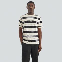 T-shirt męski Nautica Covi. Brązowe t-shirty męskie Nautica, m, bez wzorów, z bawełny, bez kołnierzyka. Za 209.00 zł.