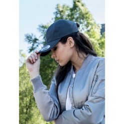 Czapka Flexfit low profile cotton twill. Niebieskie czapki męskie FLEXFIT, bez wzorów, z bawełny, eleganckie. Za 64.00 zł.
