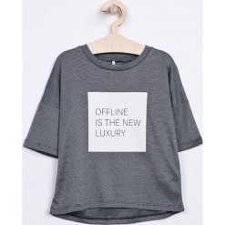 Name it - T-shirt dziecięcy 116-152 cm. Szare koszulki dziewczęce Name it, bez wzorów, z dzianiny, bez ramiączek. W wyprzedaży za 9.90 zł.