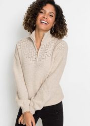 Sweter ze stójką w ażurowy wzór. Brązowe golfy damskie bonprix, w ażurowe wzory, bez ramiączek. Za 149.99 zł.