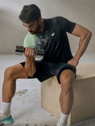 4F Koszulka treningowa regular szybkoschnąca męska - zielona M. Zielone t-shirty sportowe męskie 4f, m, ze skóry, bez ramiączek, na fitness i siłownię. Za 139.99 zł.