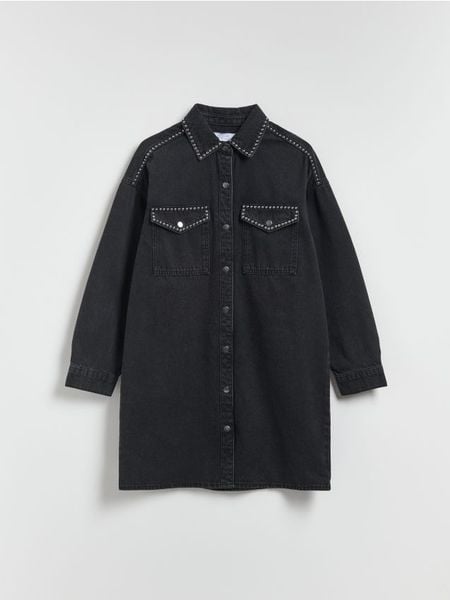 Jeansowa sukienka - czarny. Czarne sukienki damskie Reserved, l, bez wzorów, z bawełny, bez kołnierzyka, bez ramiączek, mini. Za 159.99 zł.